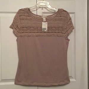 NWT H&M Dusty Pink Pullover Top with Lace and Ruffle Accents Large